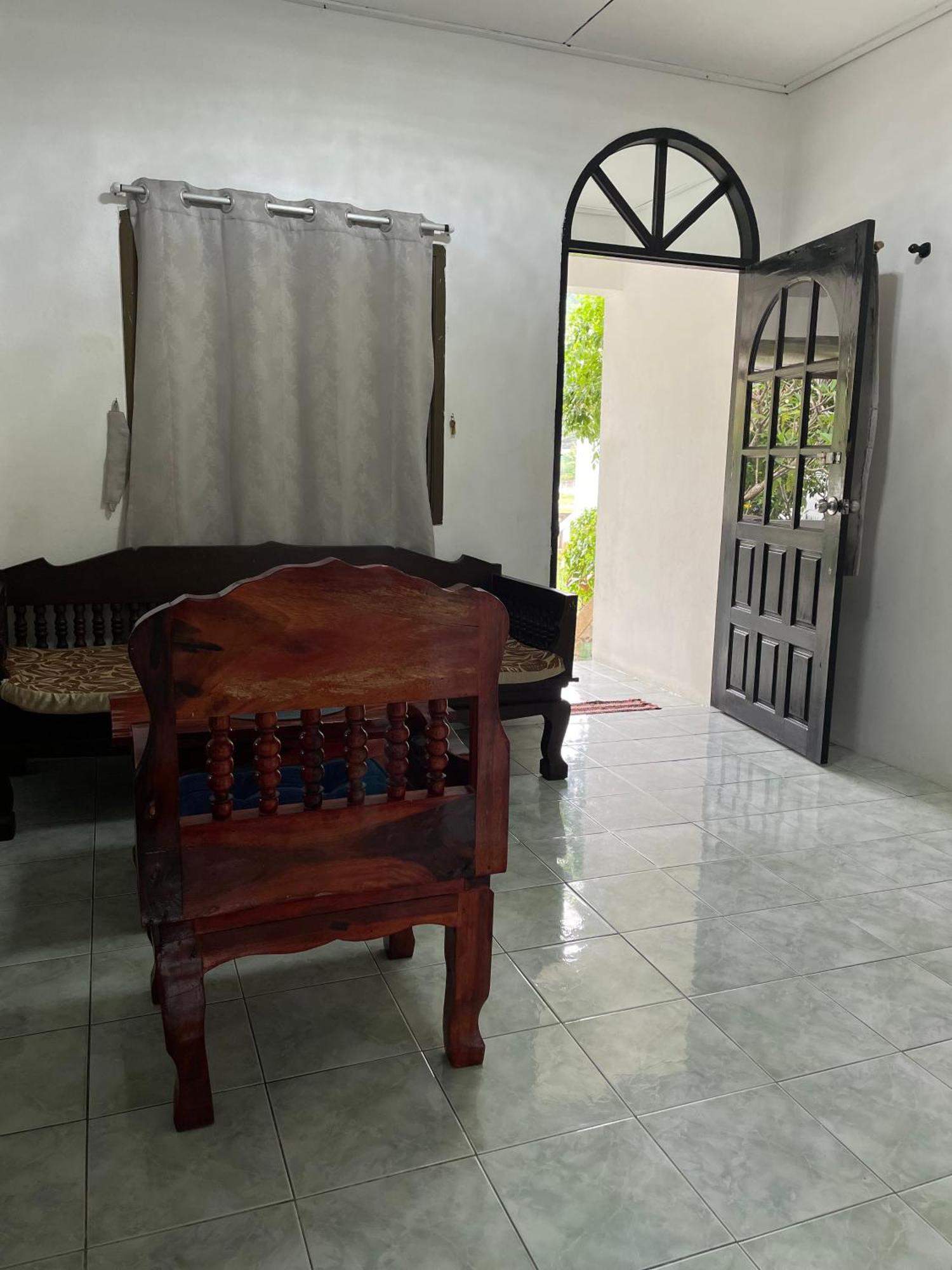 Sunrise Beach Villa Surat Thani Quarto foto